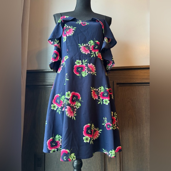 Symphony navy and pink floral cold shoulder see open back dress size medium NWT - Picture 10 of 10
